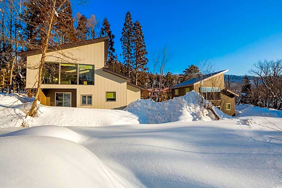 Solar Chalets by HHG