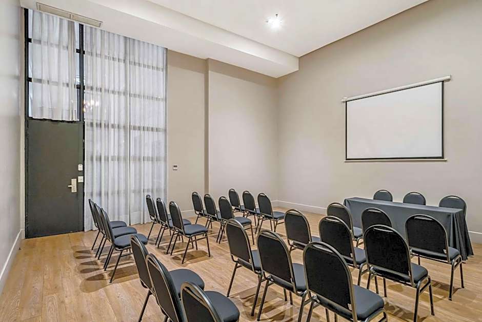 Palmaroga Hotel Asuncion, Tapestry Collection by Hilton