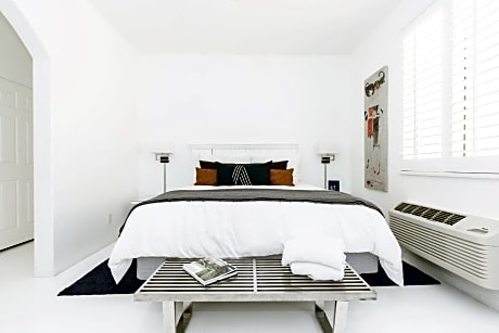One Bedroom King Suite