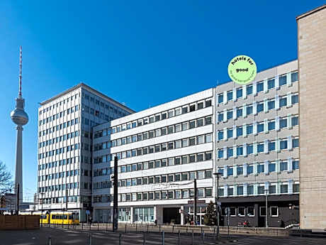 greet Berlin Alexanderplatz