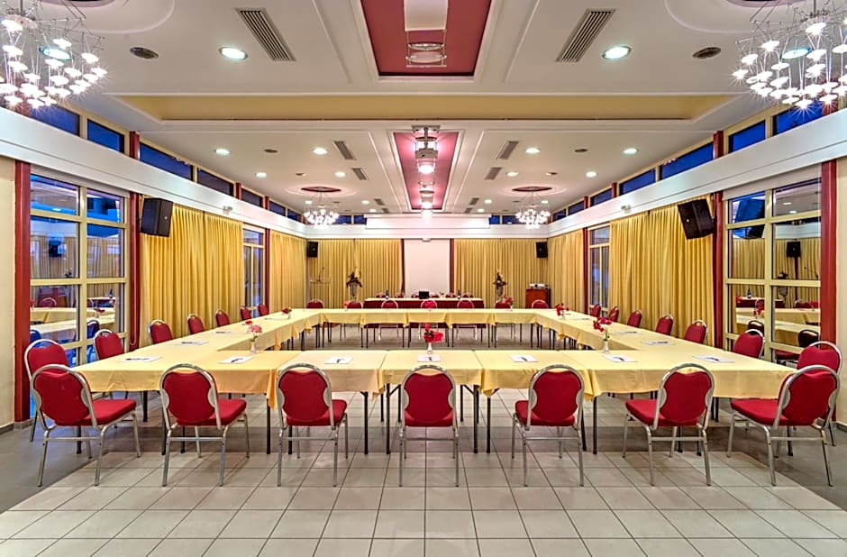 Angelika Pallas Hotel