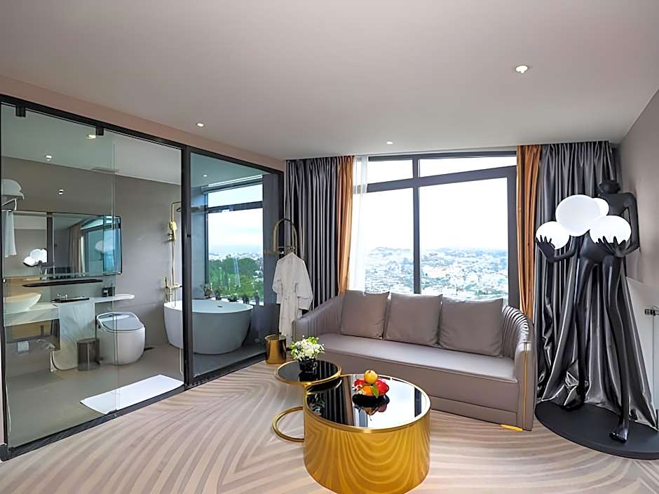 New Century Dalat Hotel 