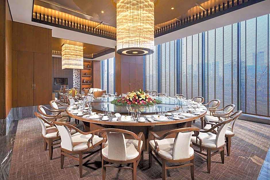 Wyndham Grand Plaza Royale Kaidi