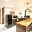 Modern Spacious Loft 200m From The Beach Canggu