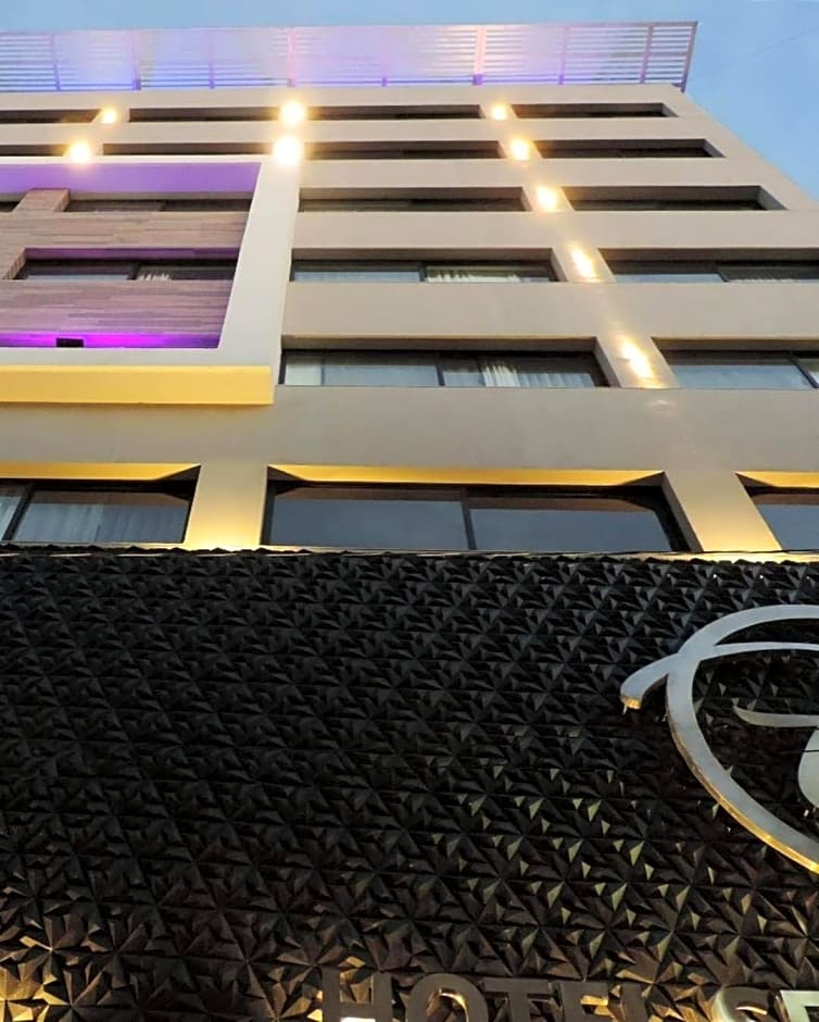 Hotel Señorial Platino