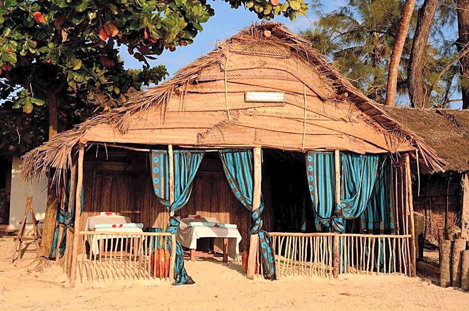 Kaure Sand Beach Lodge