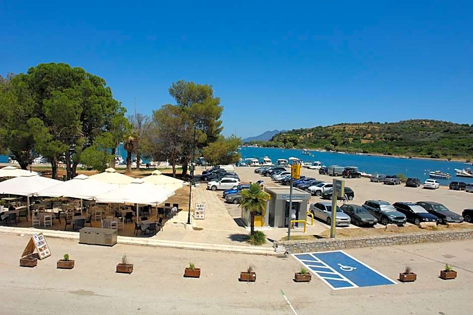 Verdelis Inn