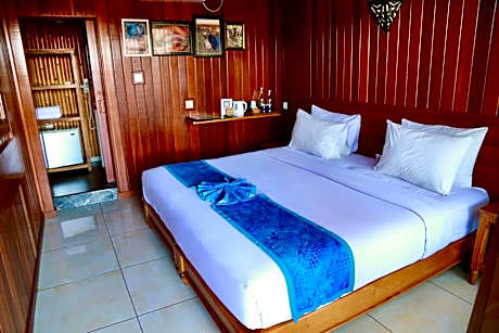Standard Double or Twin Room with Balcony
