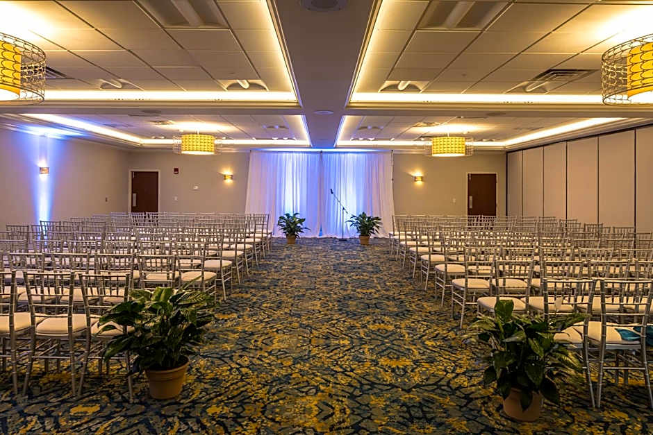 Crowne Plaza Suites Pittsburgh South By IHG