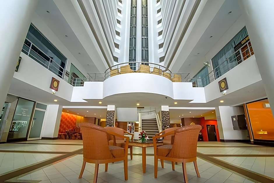 Golden Beach Cha-Am Hotel