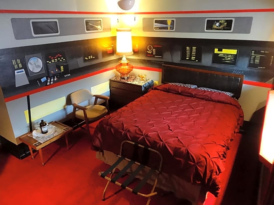 The Star Trek - USS Enterprise Room at the Itty Bitty Inn