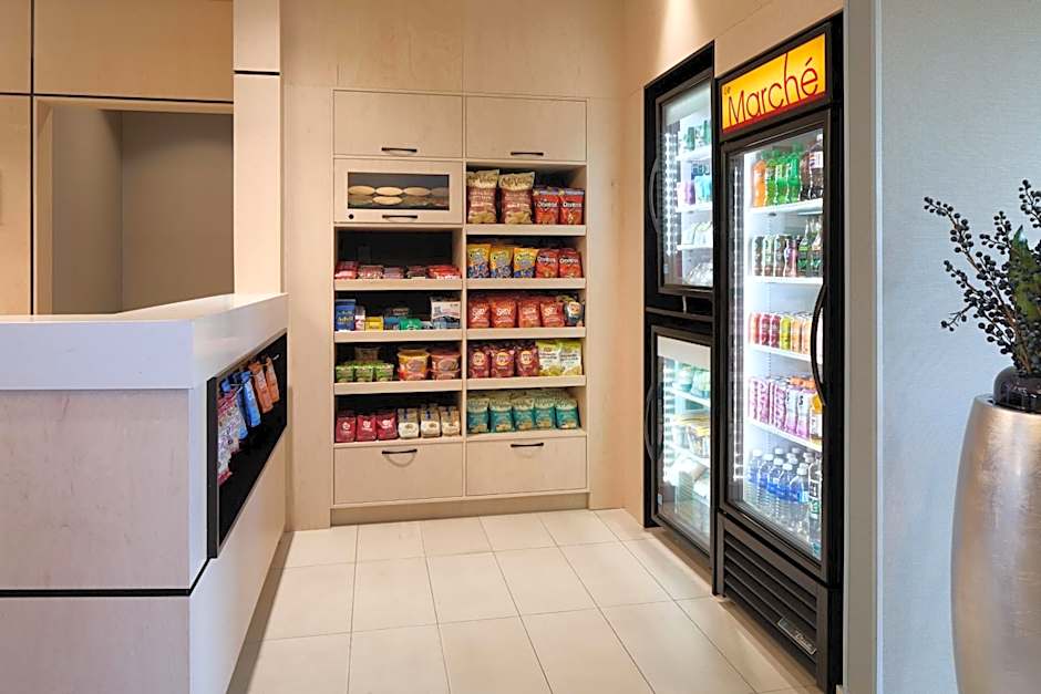 Fairfield Inn & Suites by Marriott Montreal Airport