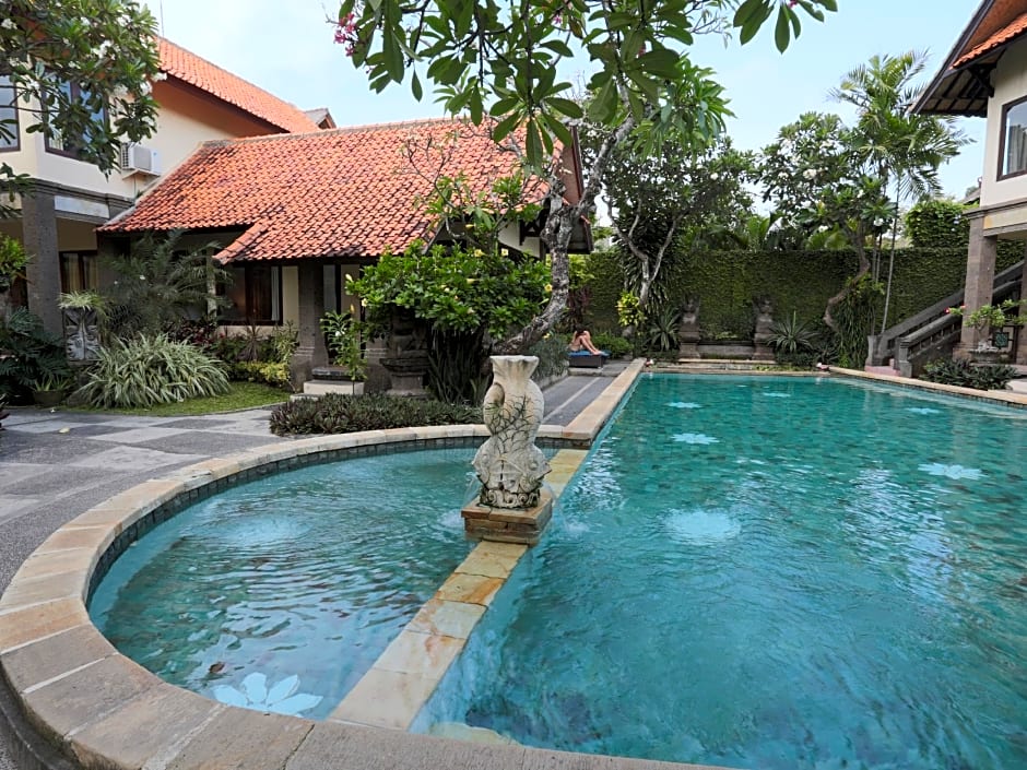 Puri Mesari Hotel