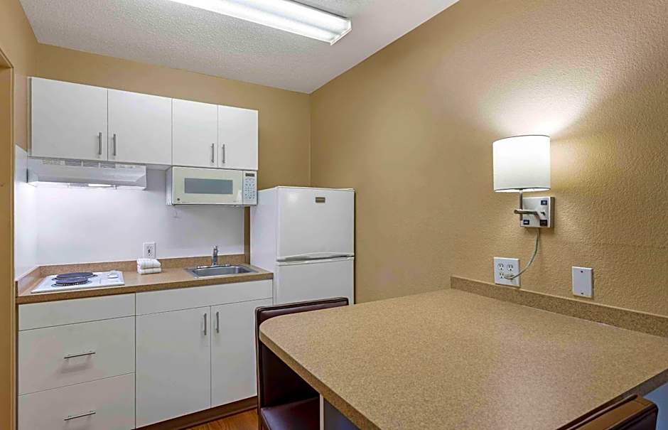 Extended Stay America Select Suites - Washington, D.C. - Germantown - Town Center