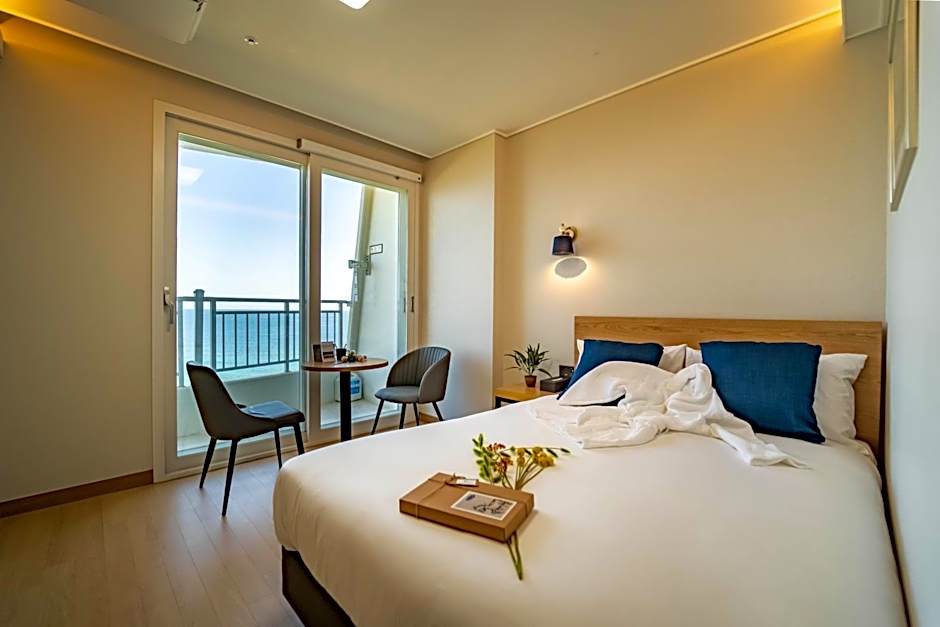 Gangneung PINEART Label