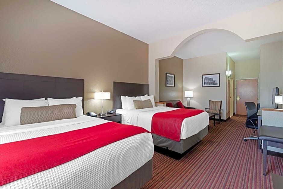 Best Western Plus Bradbury Inn & Suites