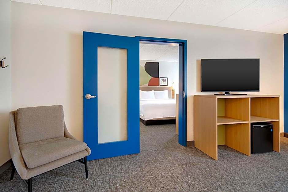 Spark by Hilton Rochester University Area