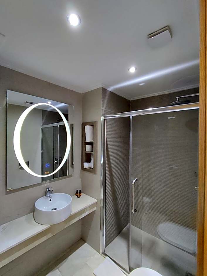 LOTUS HOTEL Casanearshore