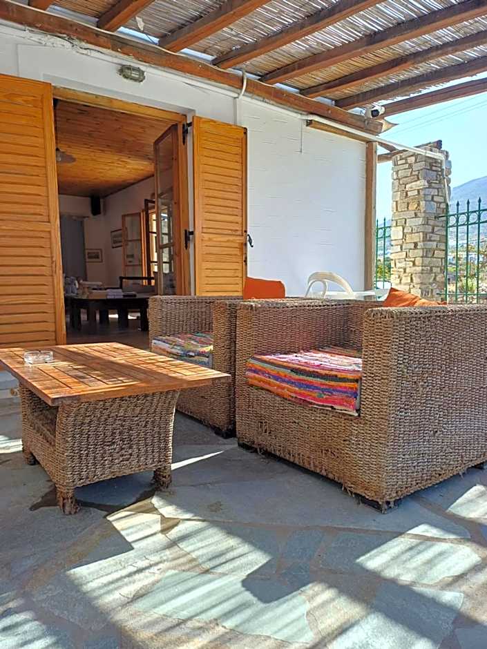 Siroco's Rooms And Studios