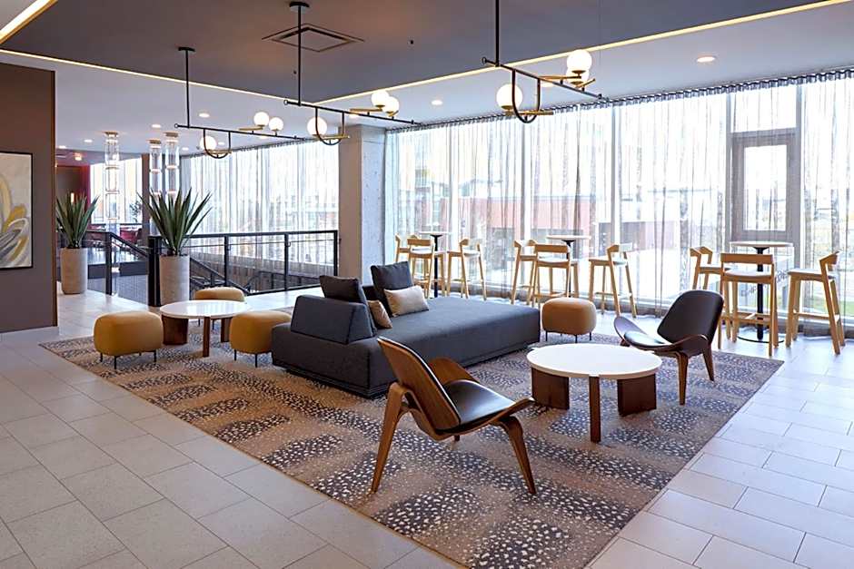 Courtyard by Marriott Montreal Laval