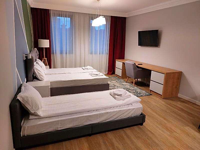 H11 Downtown Apartments