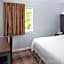 Luxbury Inn & Suites
