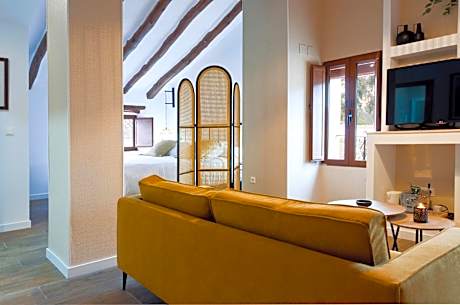 Suite with Mountain View