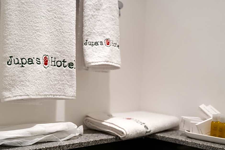 Jupa's Hotel