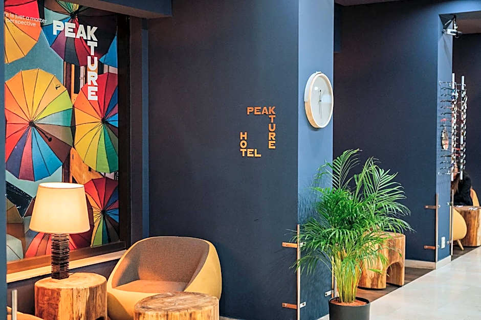 PeakTure Hotel Bucharest