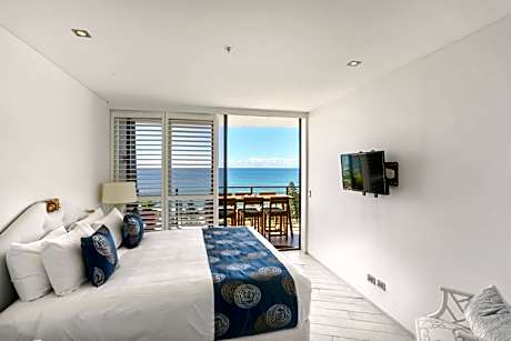 3 Bedroom Superior Ocean View (Pet Friendly on Request)