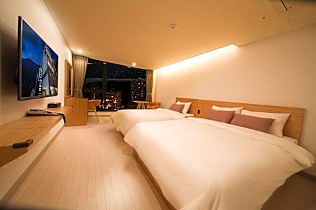 Deluxe Twin Room with Sea View