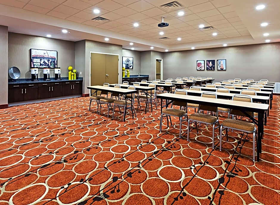 Hampton Inn By Hilton Marion