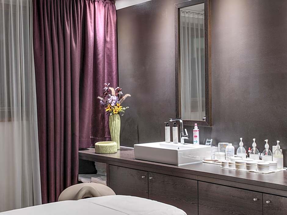 Das Kronthaler - Adults only