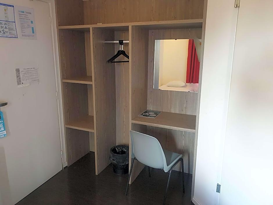 Kyriad Direct Poissy - Acheres