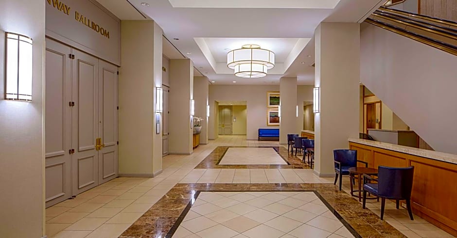 DoubleTree By Hilton Houston Greenway Plaza