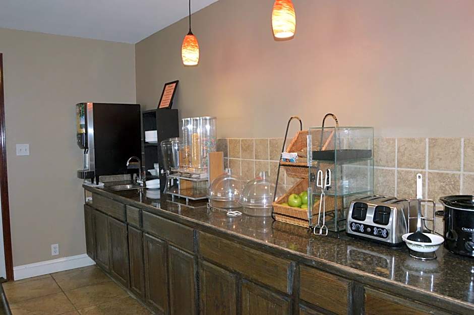 Microtel Inn & Suites By Wyndham Miami