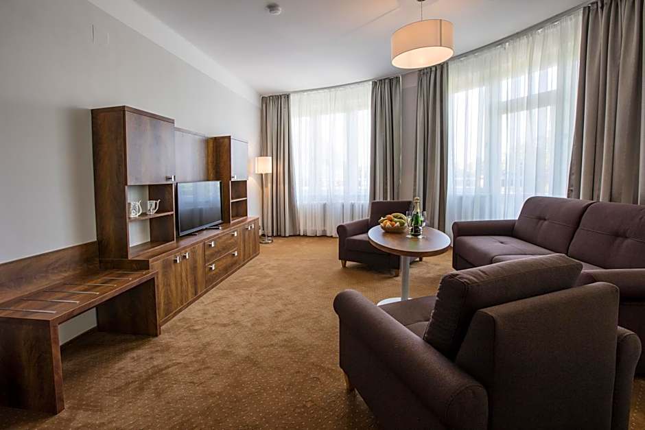 Hotel Bellevue Tlapak