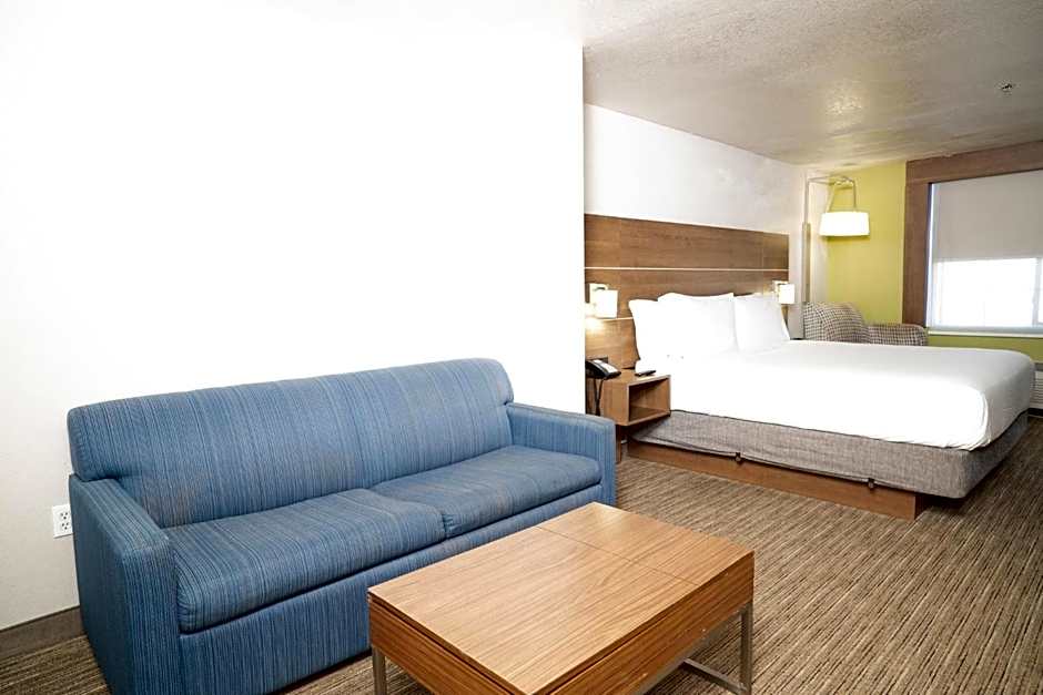 Holiday Inn Express Hotel & Suites Hesperia By IHG