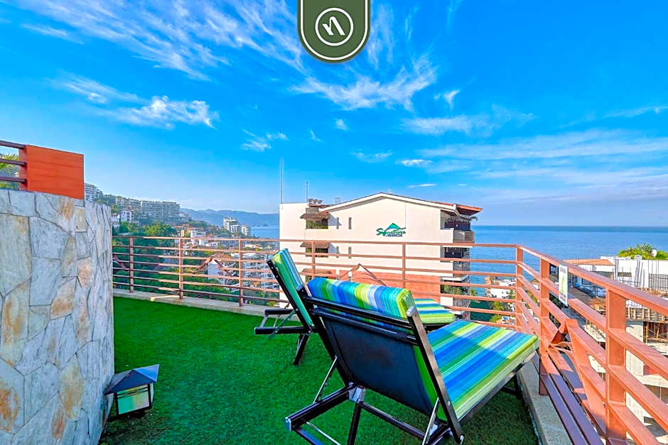 1 BR Condo - Amazing Sunsets Froom the Roof - Pool