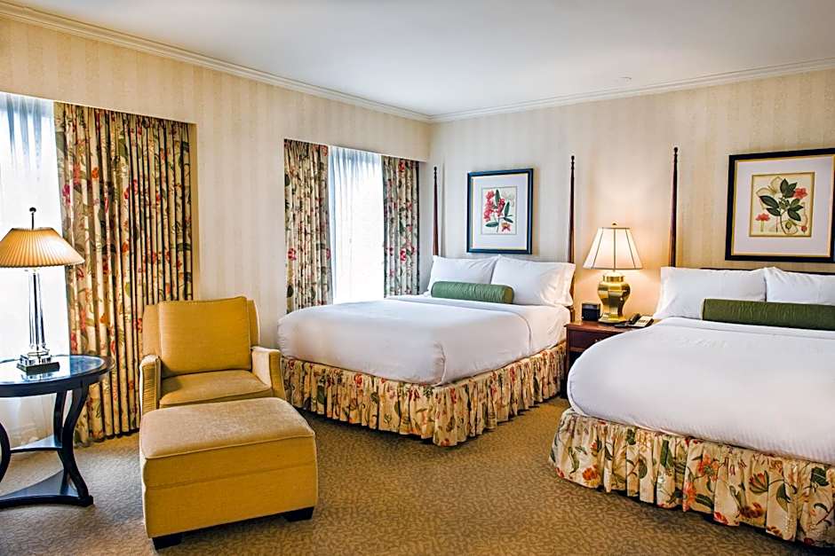 Mayflower Park Hotel