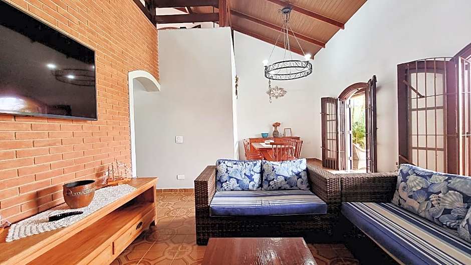 Elegante com lareira, Piscina, Área Gourmet, Bilhar, Wi-Fi, SmartTV