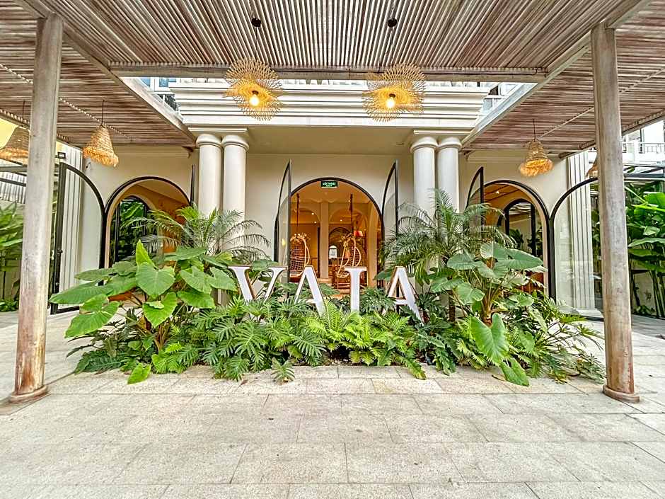 Vaia Hoi An Boutique Hotel