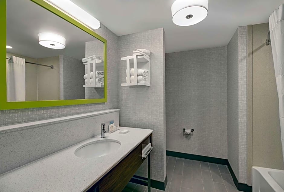 Hampton Inn By Hilton And Suites Syracuse Erie Blvd I690