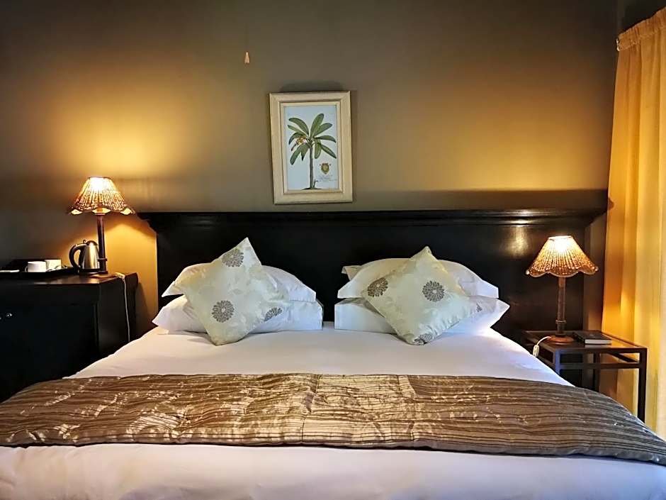 Bass Lake Country Lodge