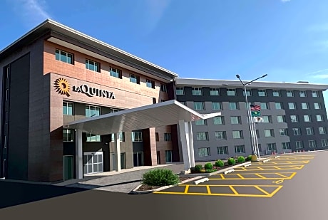La Quinta Inn & Suites by Wyndham Rosemont/O Hare