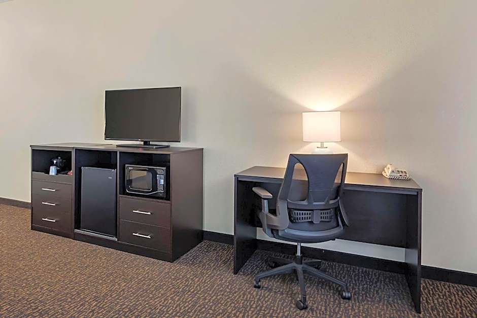 Sleep Inn & Suites Huntsville near US Space & Rocket Center