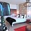 akemi b&b