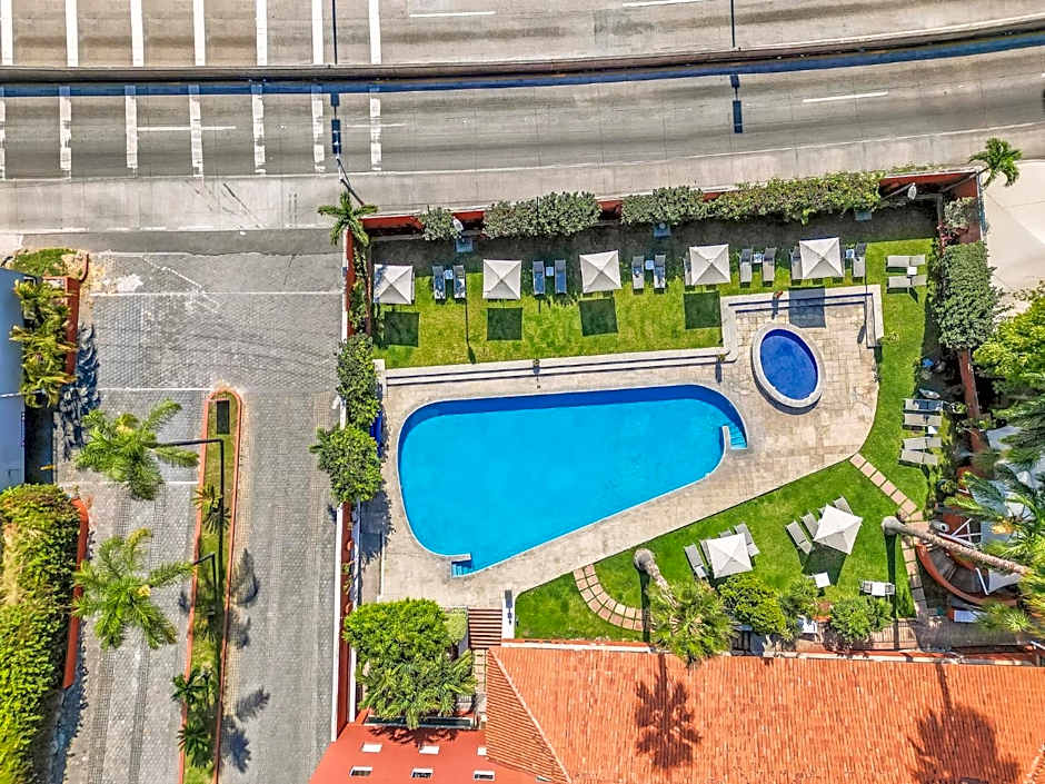 Fiesta Inn Cuernavaca