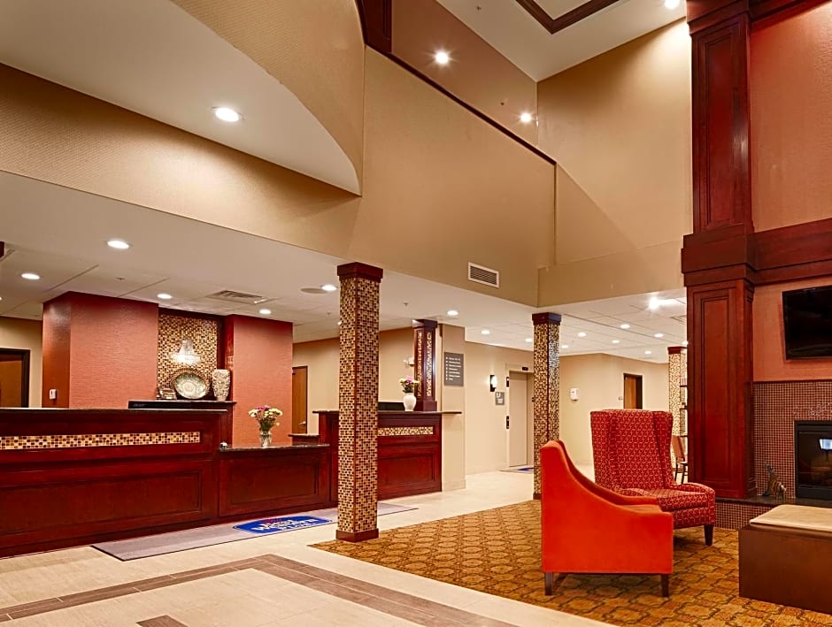 Best Western Plus Finger Lakes Inn & Suites