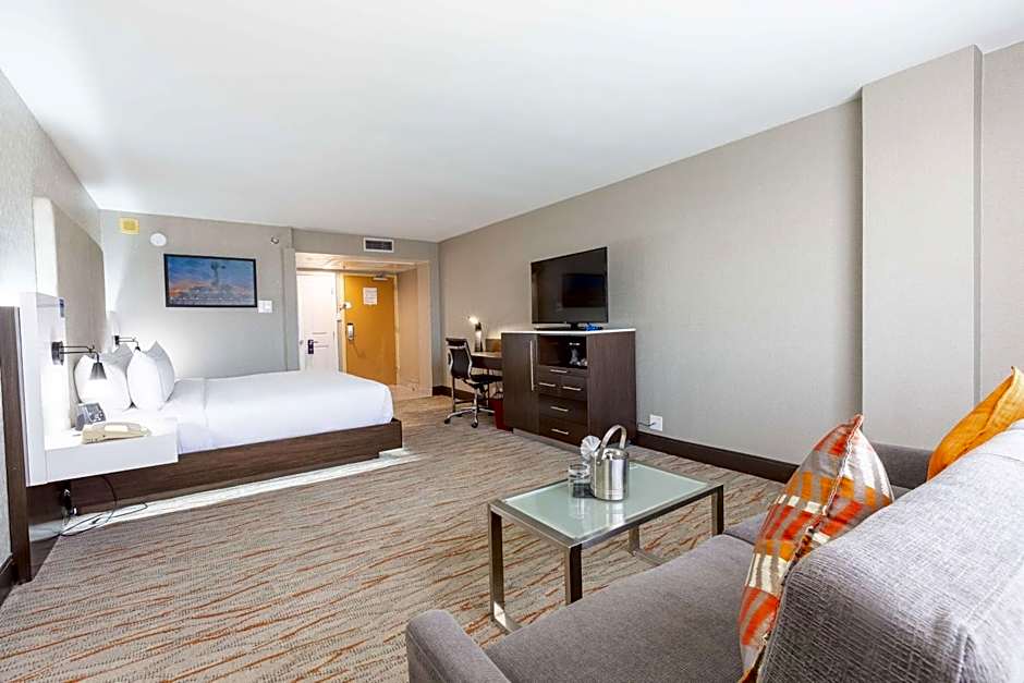 DoubleTree By Hilton Dallas Richardson